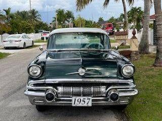 1957 Pontiac Super Chief