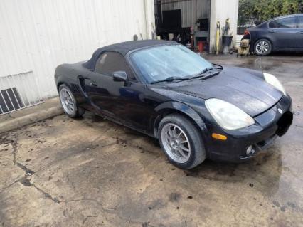 2003 Toyota MR2