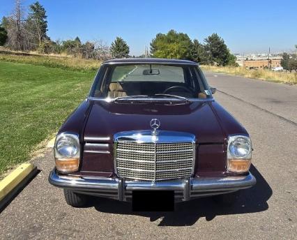 1973 Mercedes Benz 220