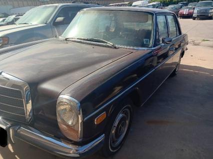 1973 Mercedes Benz 220