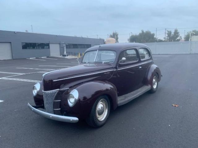 1940 Ford Deluxe