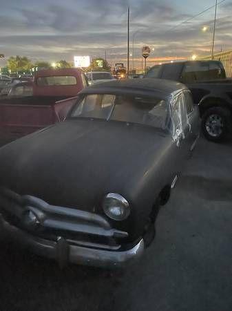 1948 Ford Sedan