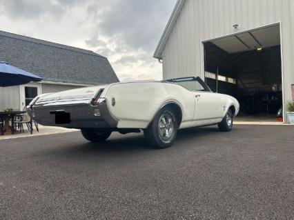 1969 Oldsmobile Cutlass