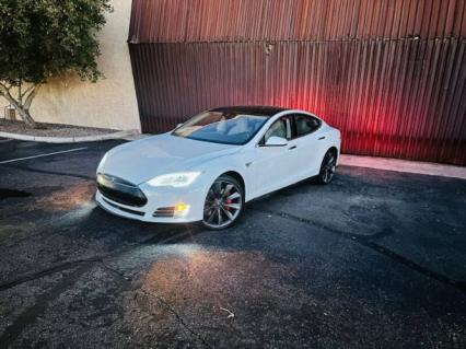2015 Tesla Model S