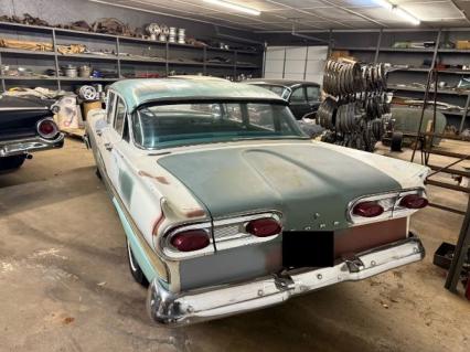 1958 Ford Sedan