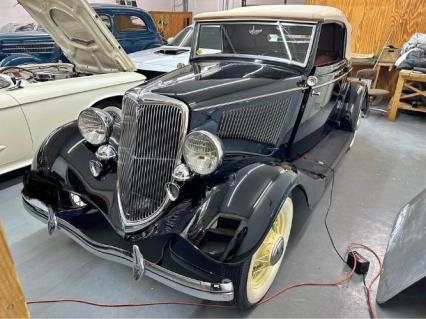 1934 Ford Cabriolet