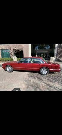 2000 Jaguar XJ8