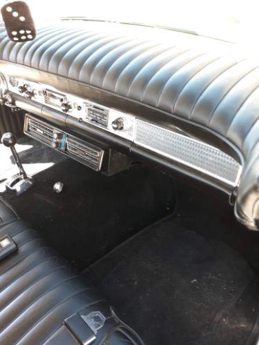 1957 Ford Thunderbird