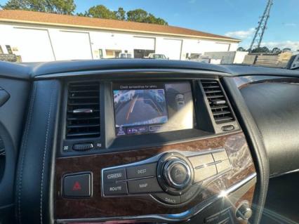 2015 Infiniti QX80