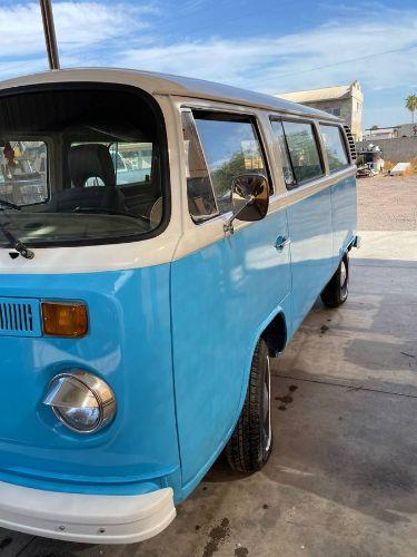 1975 Volkswagen Bus