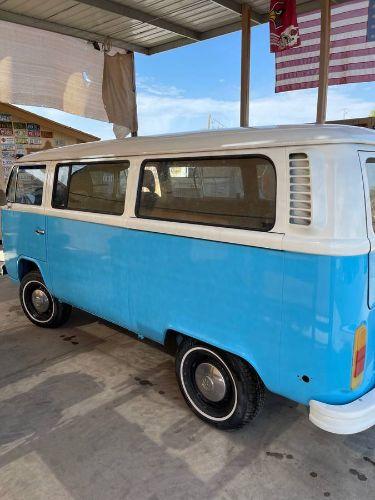 1975 Volkswagen Bus