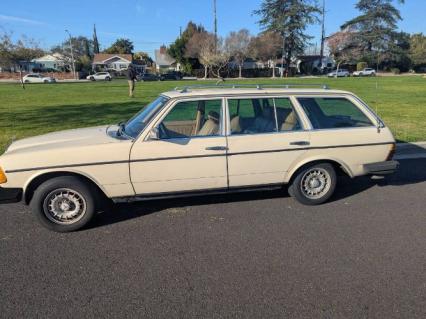 1982 Mercedes Benz 300TD