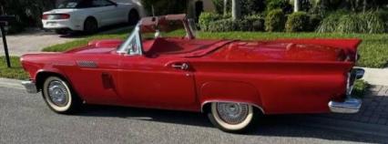 1957 Ford Thunderbird