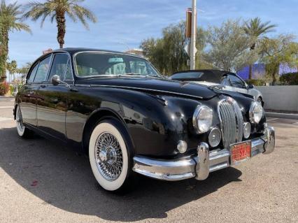 1960 Jaguar Sedan