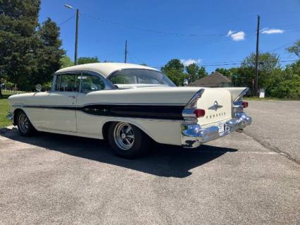 1957 Pontiac Super Chief