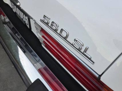 1987 Mercedes Benz 560 SL