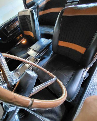 1966 Ford Thunderbird