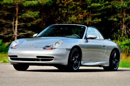 2000 Porsche 911 Carrera