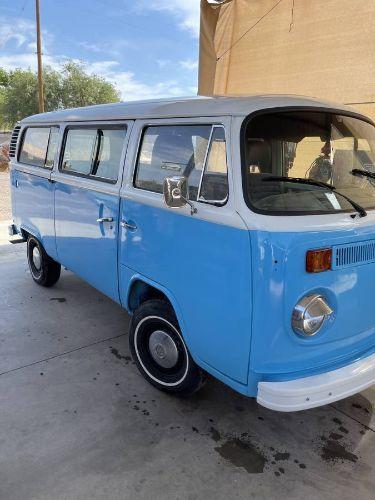 1974 Volkswagen Bus