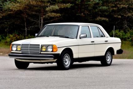 1983 Mercedes-Benz 300 Series