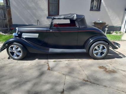 1934 Ford Cabriolet