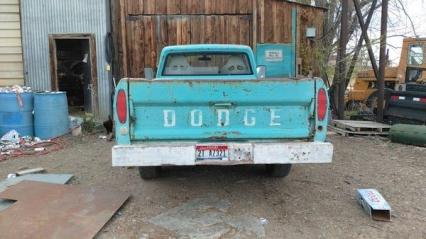 1970 Dodge D200