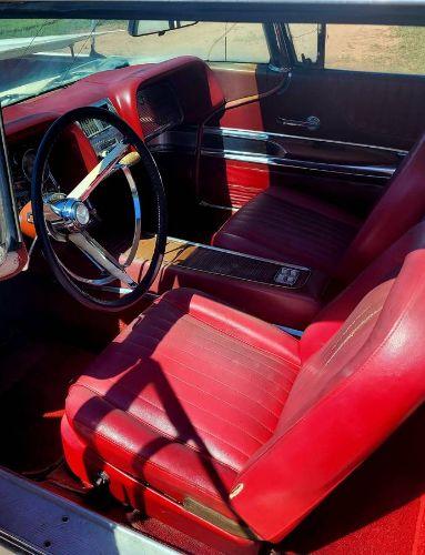 1960 Ford Thunderbird