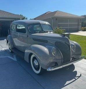 1938 Ford 81A