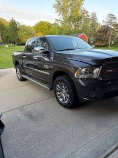 2014 Dodge Laramie