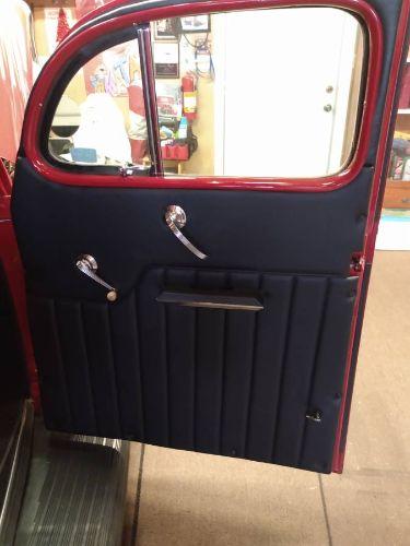 1940 Ford Deluxe
