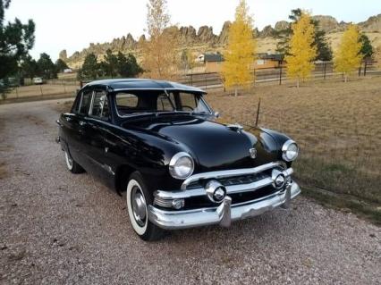 1951 Ford Custom Deluxe