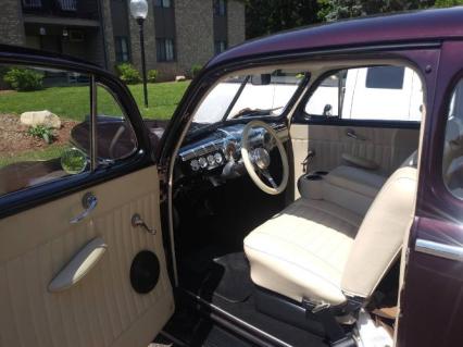 1947 Ford Deluxe
