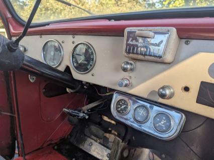 1957 International S110