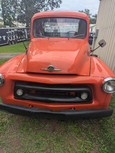 1957 International S110