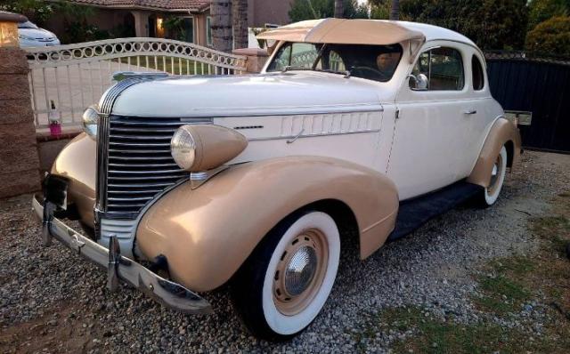 1938 Pontiac Coupe