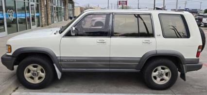 1996 Isuzu Trooper