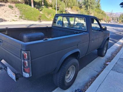 1986 Nissan Pickup