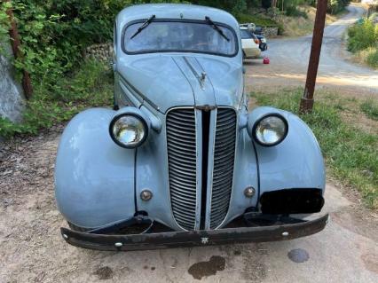 1937 Dodge Sedan