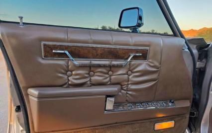 1989 Chrysler 5th Avenue