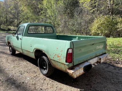 1974 Dodge D100