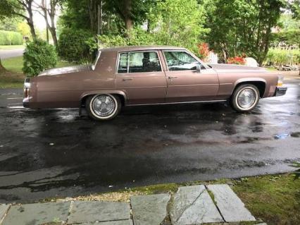 1984 Cadillac Sedan Deville