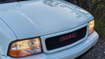 2001 GMC Jimmy SLS