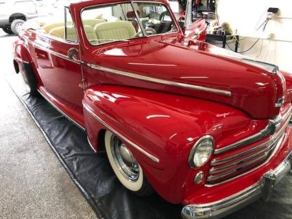 1947 Ford Super Deluxe