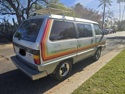 1989 Toyota Van