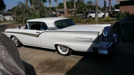1957 Ford Fairlane 500