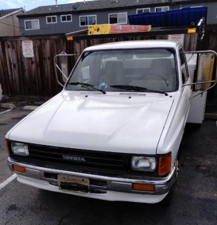 1987 Toyota Dually Service Body