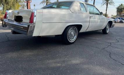 1977 Cadillac Coupe Deville