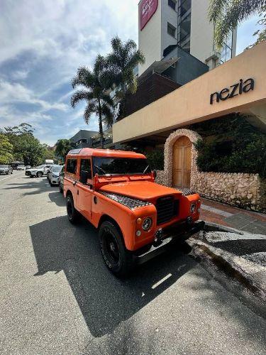 1982 Land Rover Santana