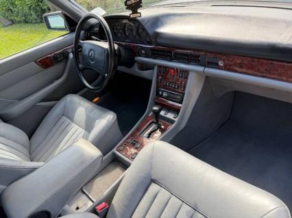 1988 Mercedes Benz 560SEL