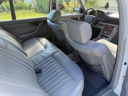 1988 Mercedes Benz 560SEL